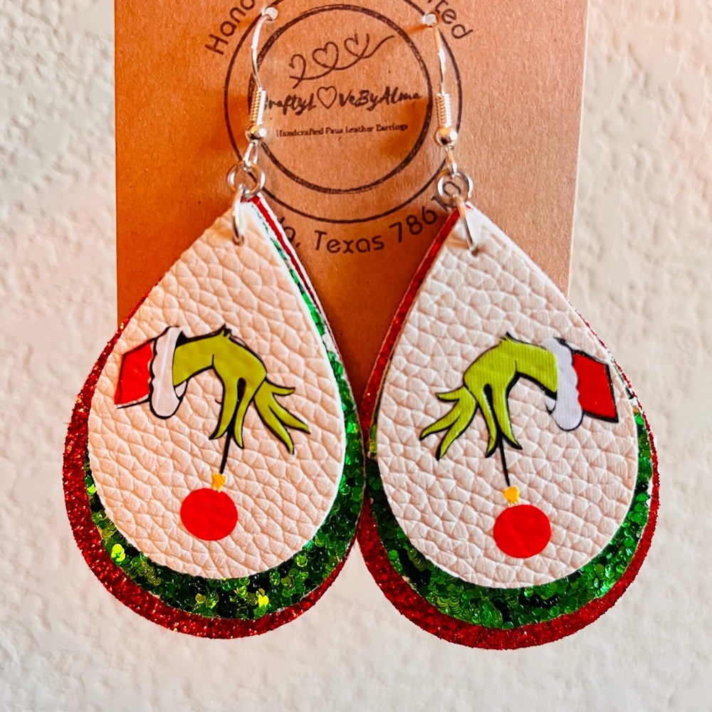Triple Layers Grinch Hands Faux Leather Women’s Earrings - Picture 1 of 6